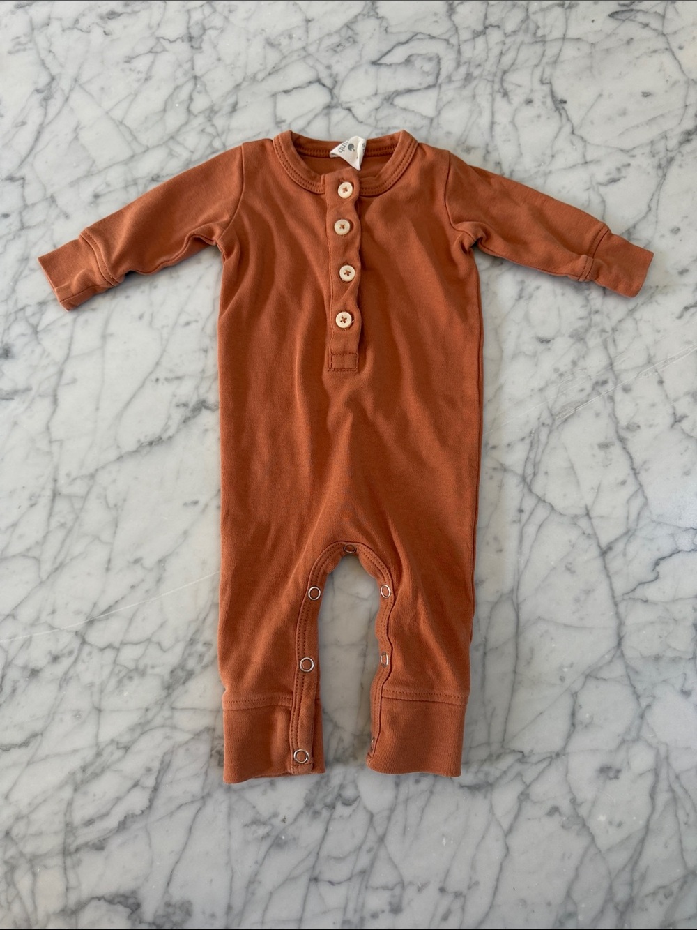 Kate Quinn Sleeper gender neutral Sz 3-6 Mo Organic Cotton Rust Orange